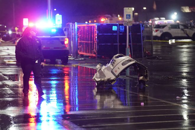 美国小型医疗救援飞机坠毁巨大火球点亮夜空6名乘客生死未卜(图4)