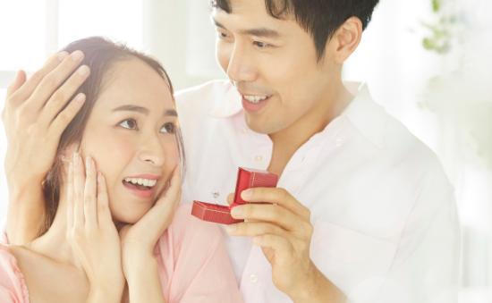 吕梁学院桥下狂撒10万元后续知情人曝富二代求婚被拒官方回应(图18)