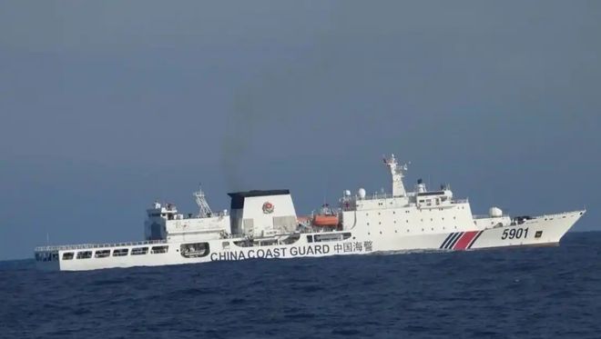 5901南沙号巡逻舰：被曝光配备了直-20海上执法能力得以提高(图3)