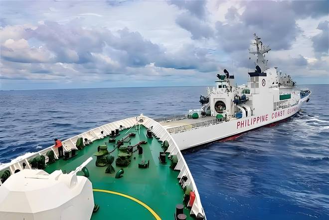 外交桌上被9国抛弃海面上开巨舰碰瓷？菲律宾这是图什么(图10)