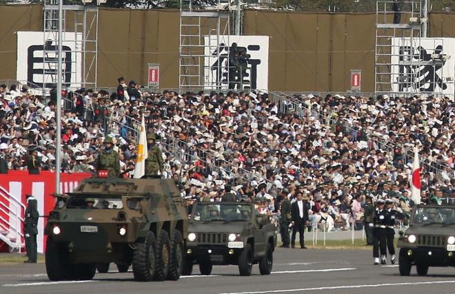 日本怒砸550亿改装航母违宪扩军外交部罕见说了重话(图2)