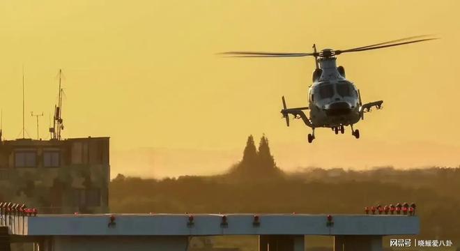 中国东部战区海航“老兵”夜海磨砺：保鲜实战硬功(图4)