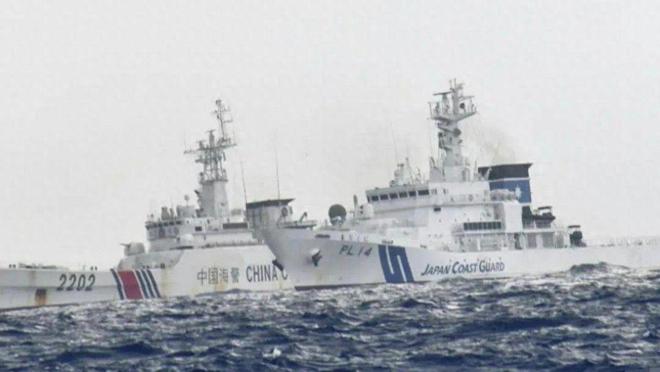 4艘中国海警船亮出舰炮舰载机护航关键时刻遭遇日本战机？(图1)