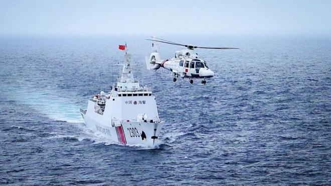 4艘中国海警船亮出舰炮舰载机护航关键时刻遭遇日本战机？(图3)