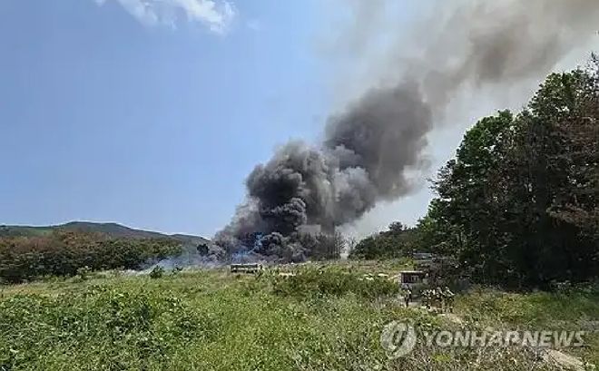 P3C反潜巡逻机坠毁机组成员4人遇难坠机事件将影响韩海军声誉(图2)