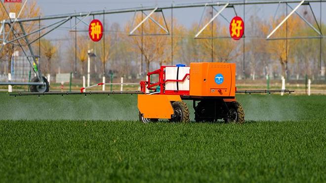 北斗+无人机“慧”眼识“春” 耕田有技(图1)